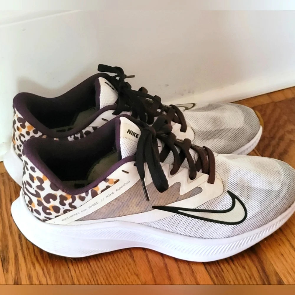 Nike Womens Quest 3 CV0149-110 White Running Shoes Sneakers Size 7.5 - Picture 1 of 8